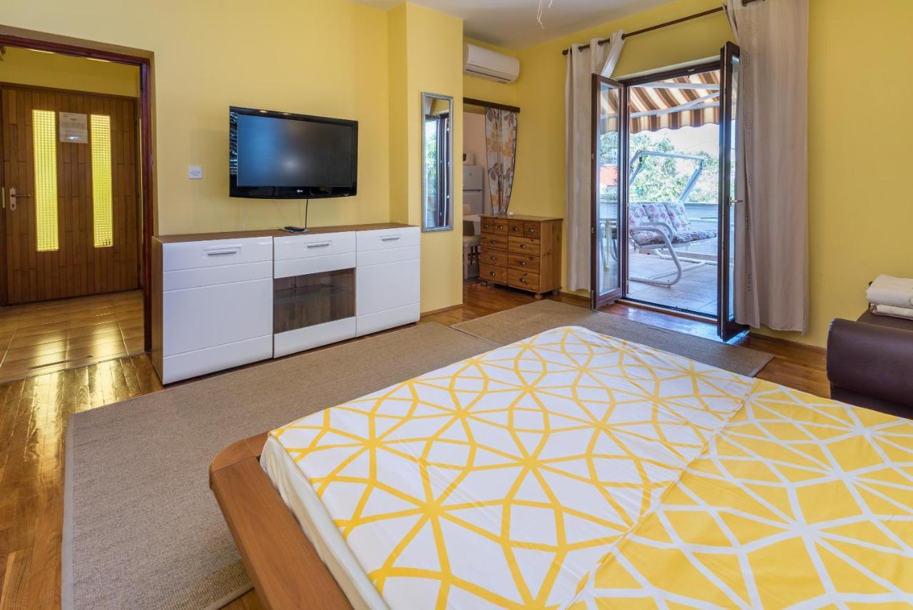 Belvedere Apartments Krk Town Bagian luar foto