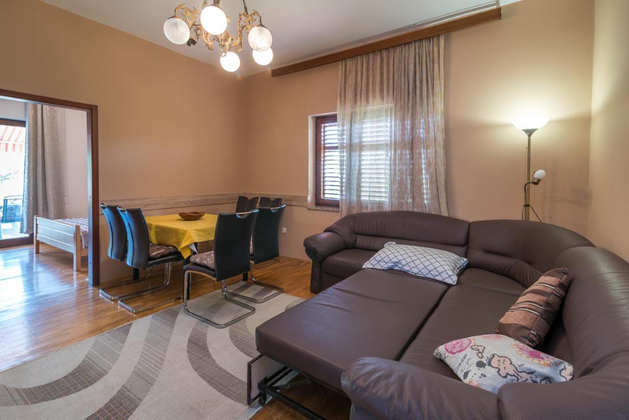 Belvedere Apartments Krk Town Bagian luar foto