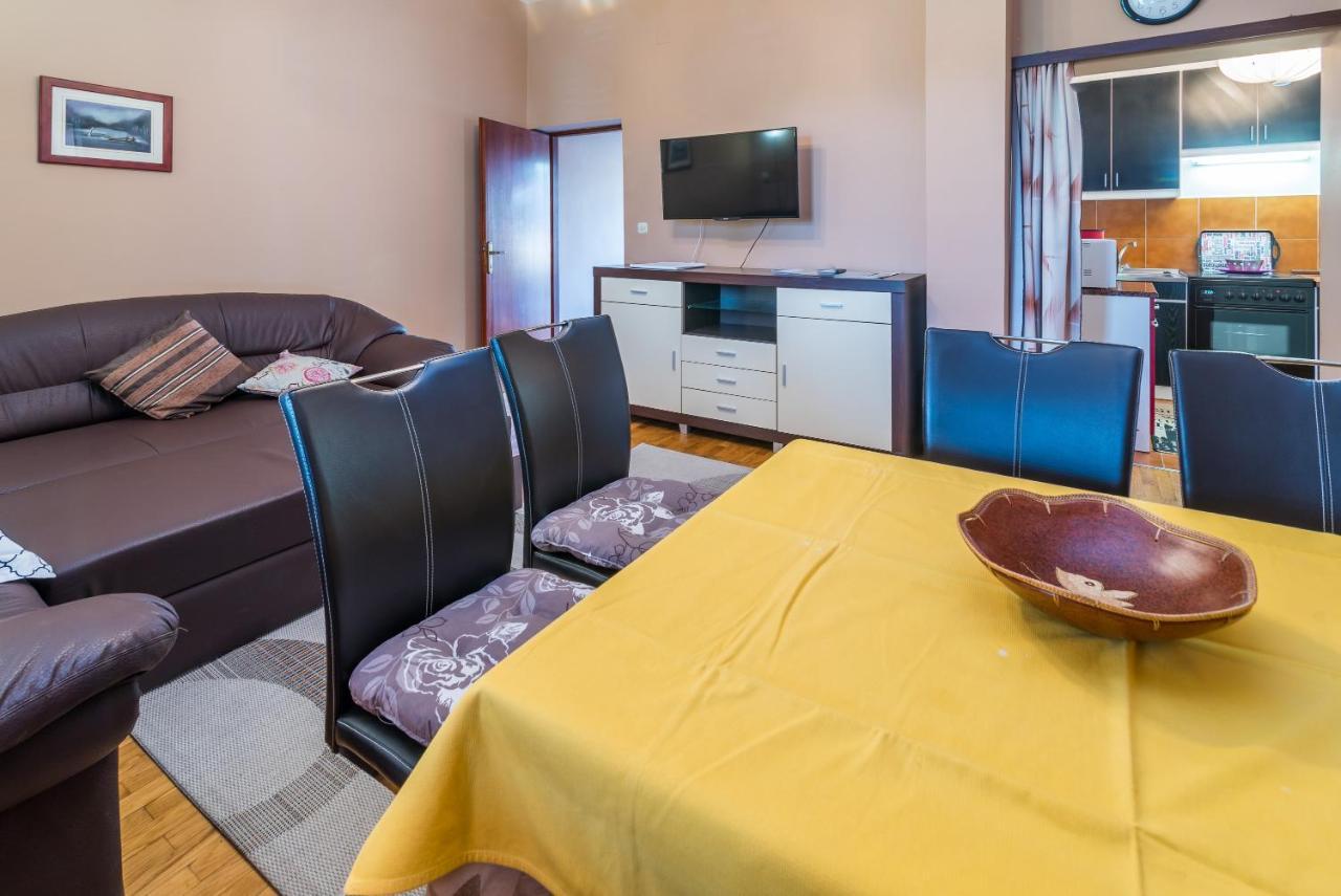 Belvedere Apartments Krk Town Bagian luar foto