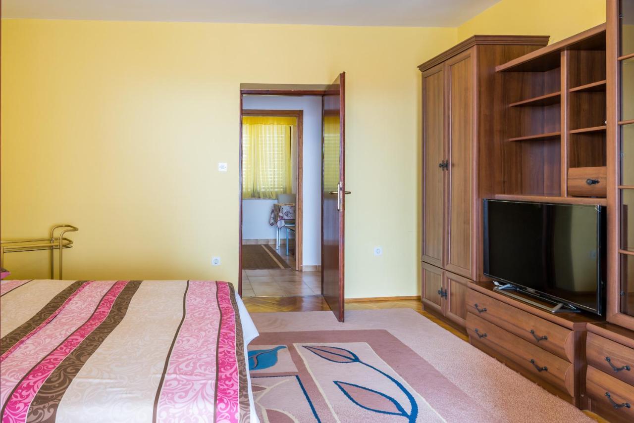 Belvedere Apartments Krk Town Bagian luar foto